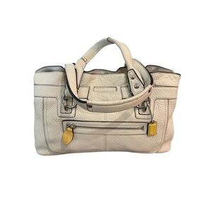 Coach Penelope Cream Pebbled Leather Shoulder Bag Y2K Office Preppy Chic